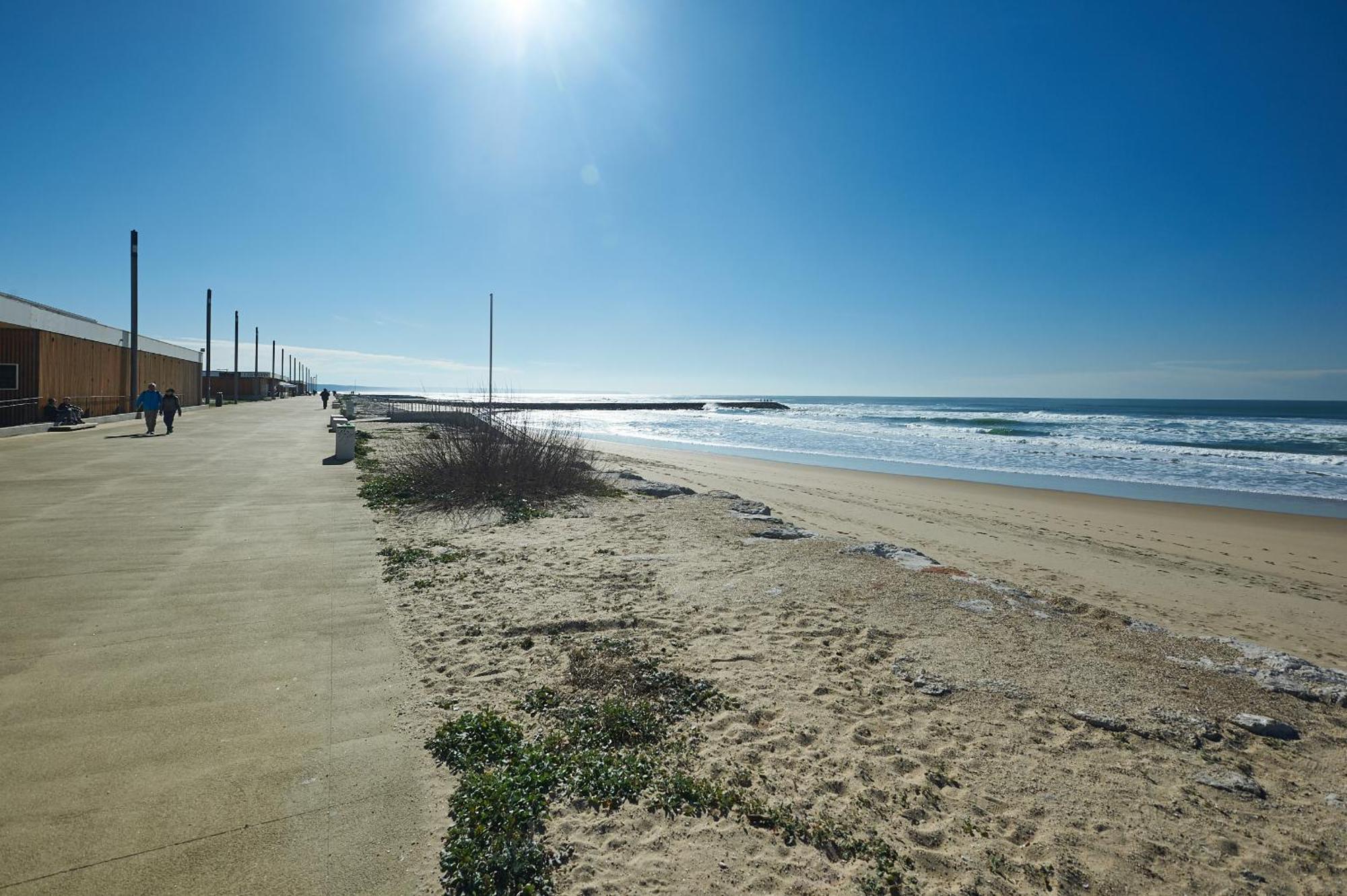 Beguest Beachfront Apartment Caparica Lisbon Коста да Капарика Екстериор снимка
